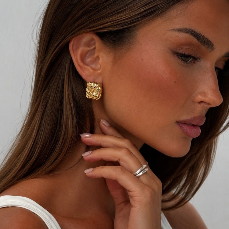 Huggie Hoop Earrings - Elina Mini