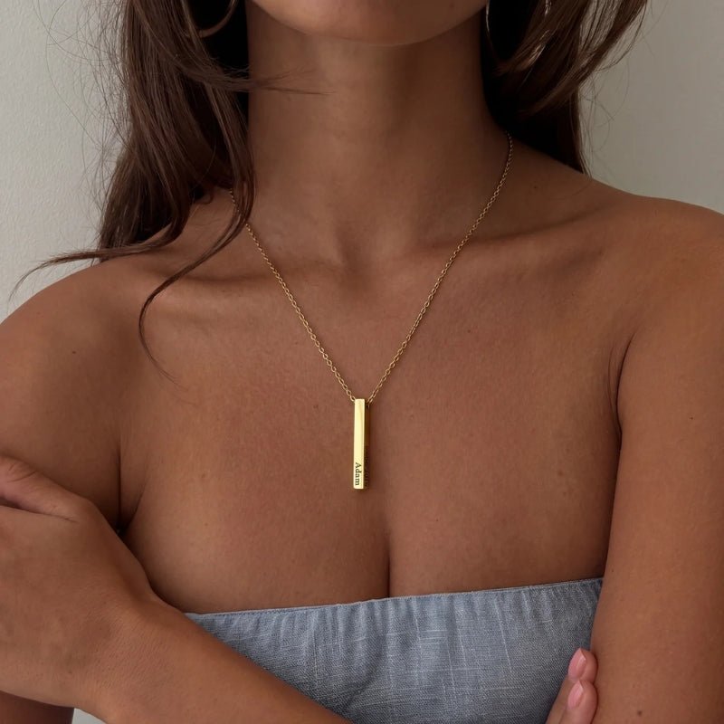 Collier Multi-Prénoms - Barre Or 4 Faces